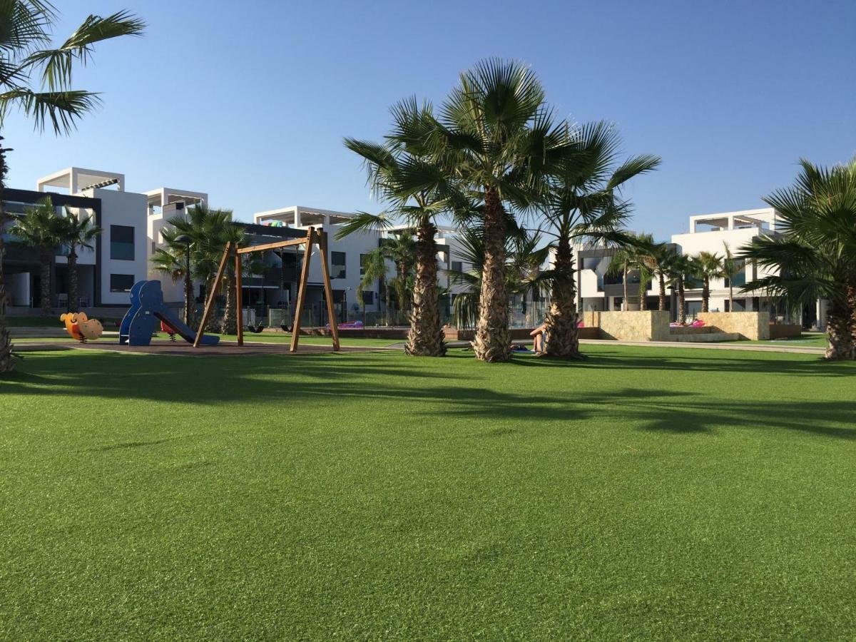 Apartment Oasisbeach La Zenia โอริอุเอลา ภายนอก รูปภาพ